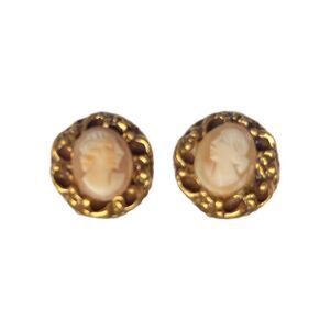 Vintage Cameo Clip On Earrings